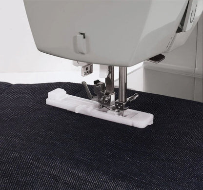 Heavy-Duty SINGER 4423 Sewing Machine